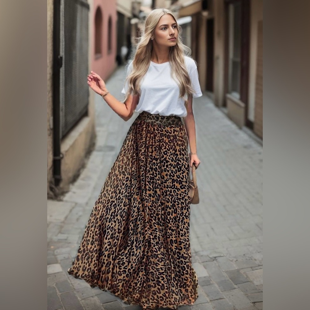 Chicwish Leopard Watercolor Maxi Skirt XL